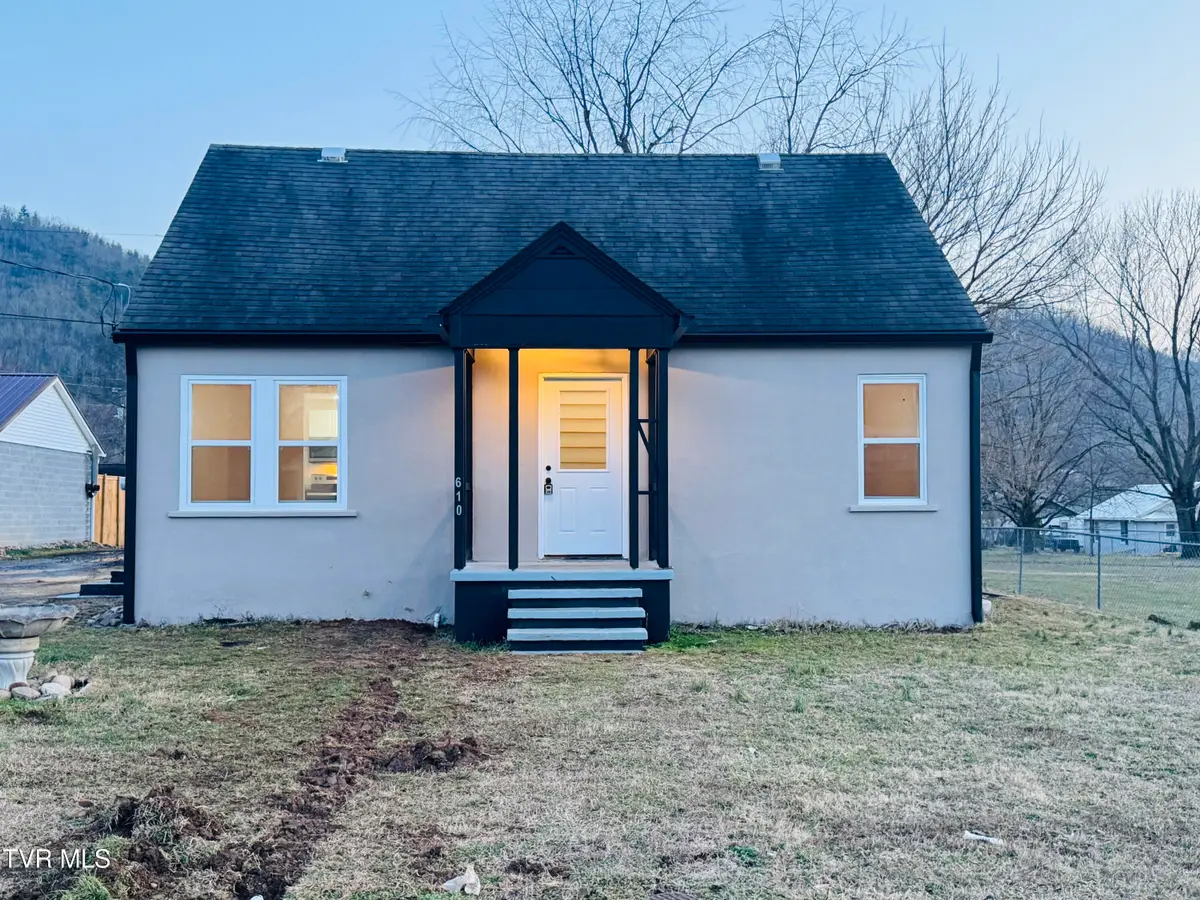 610 Washington Street, Erwin, TN 37650 - #1