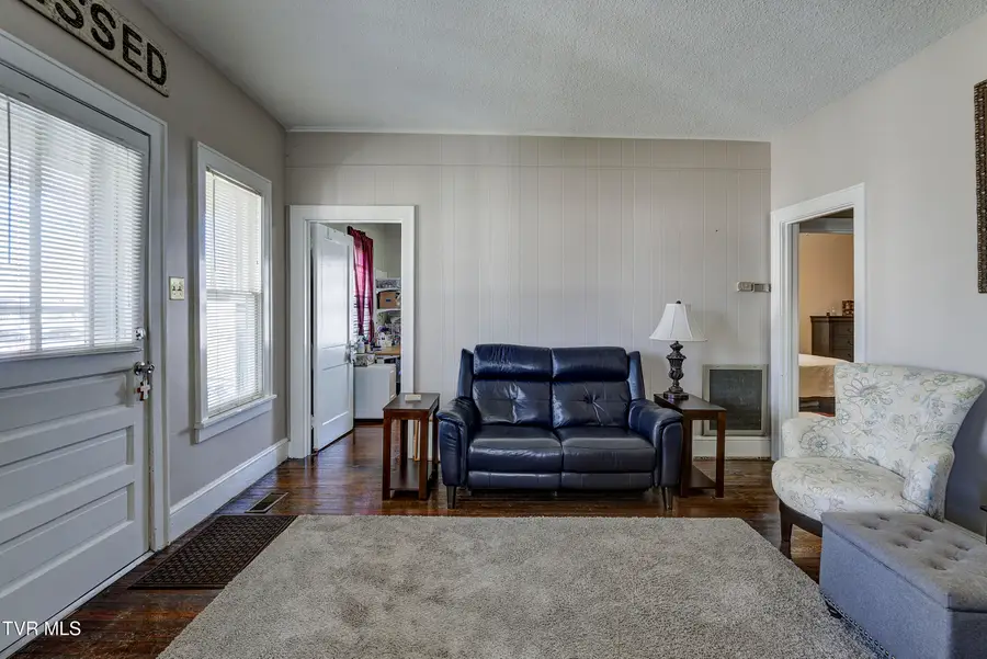 1749 Virginia Avenue, Kingsport, TN 37664 - #3