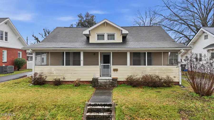 1017 Catawba Street, Kingsport, TN 37660 - #3