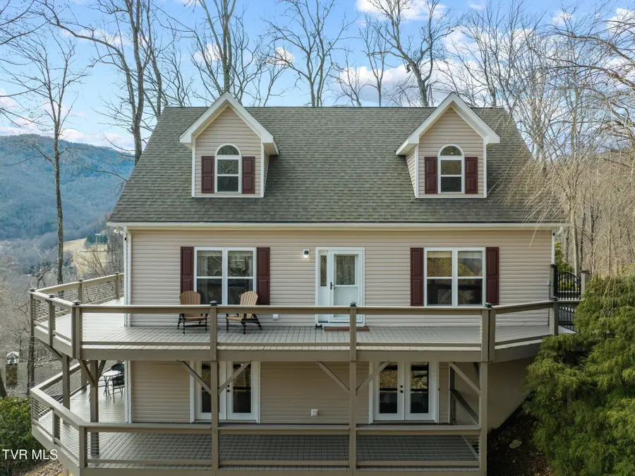 280 Isle Of Skye, Banner Elk, NC 28604 - #2