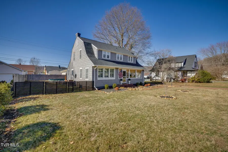 319 Ohio Avenue, Erwin, TN 37650 - #3