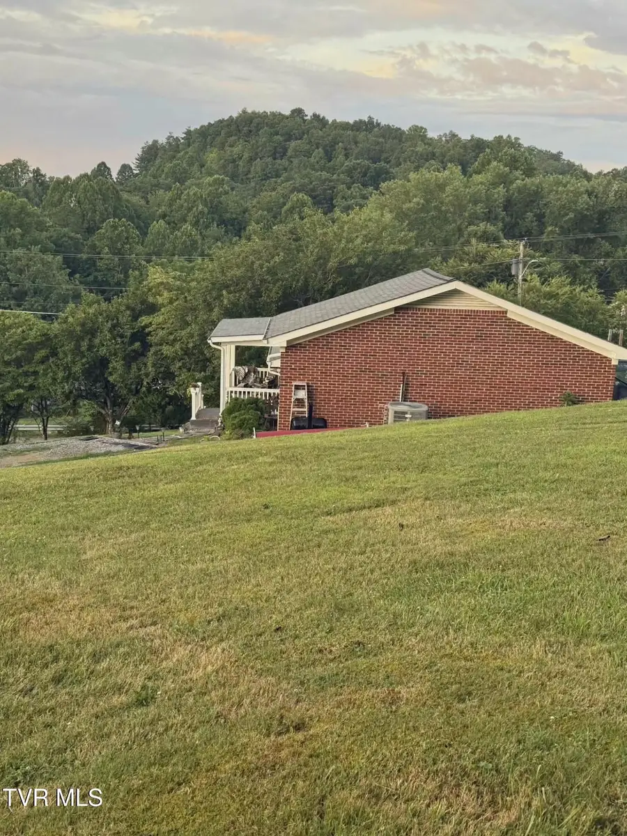 103 Peaceful Street, Clintwood, VA 24228 - #2