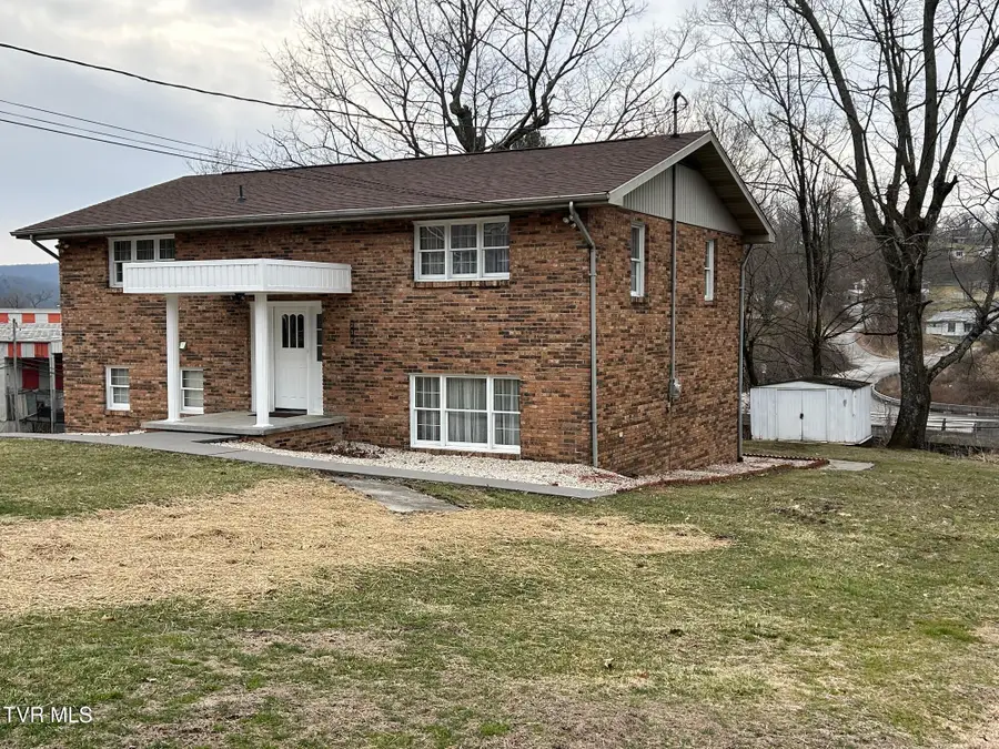 218 Northeast North Street, Coeburn, VA 24230 - #3