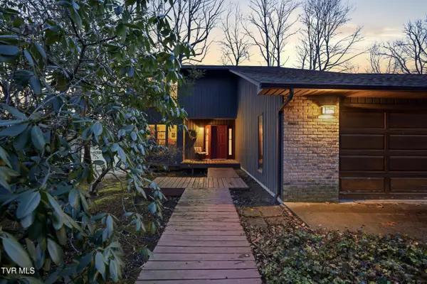 166 Heather Lane, Johnson City, TN 37601