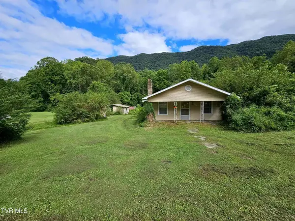 1206 Irondale Road, Big Stone Gap, VA 24219