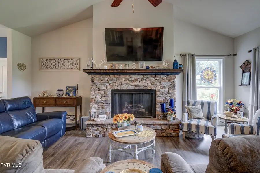 133 Ug Buckles Road, Elizabethton, TN 37643 - #3