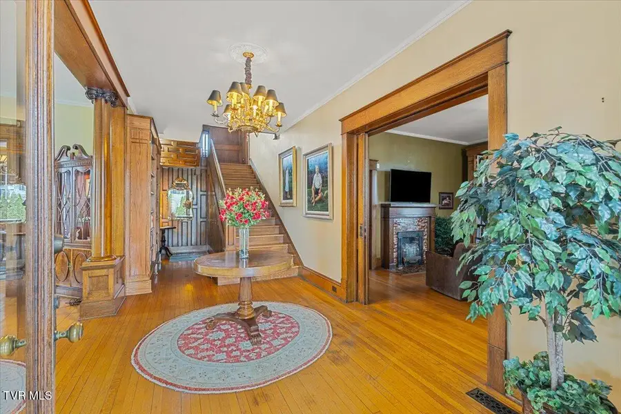 801 Holston Avenue, Bristol, TN 37620 - #2