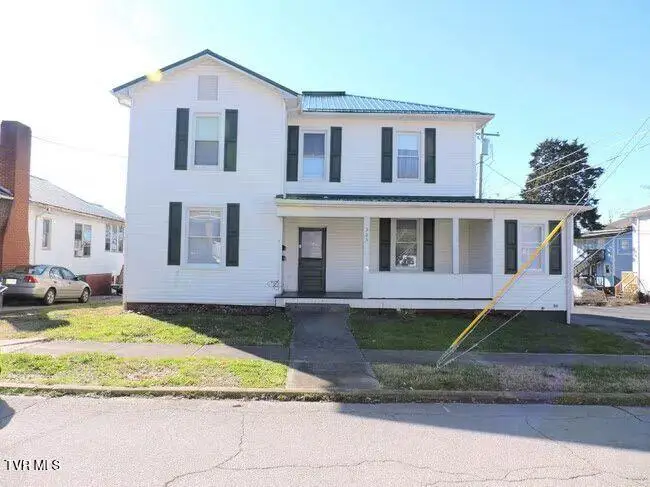 305 Montgomery Street, Johnson City, TN 37604 - #1