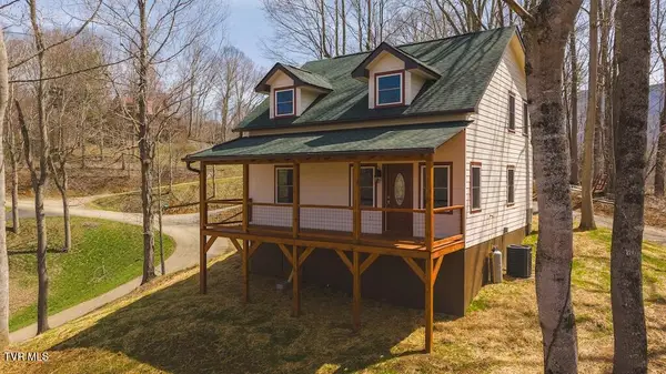 1131 Cherry Springs Lane, Trade, TN 37691