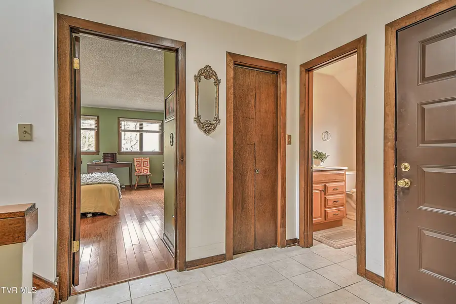 270 South Hampton Drive, Bristol, TN 37620 - #3