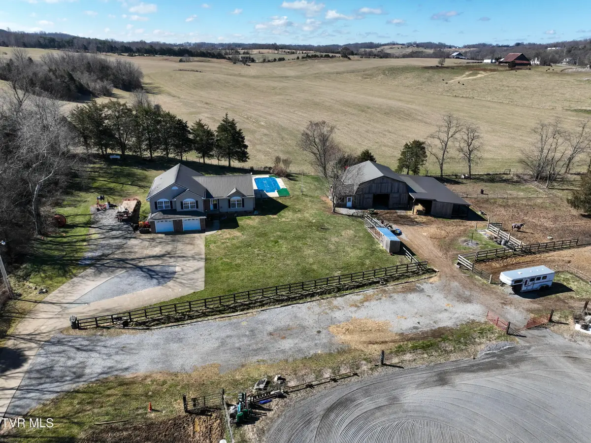 193 West Harmony Acres Drive, Jonesborough, TN 37659 - #1