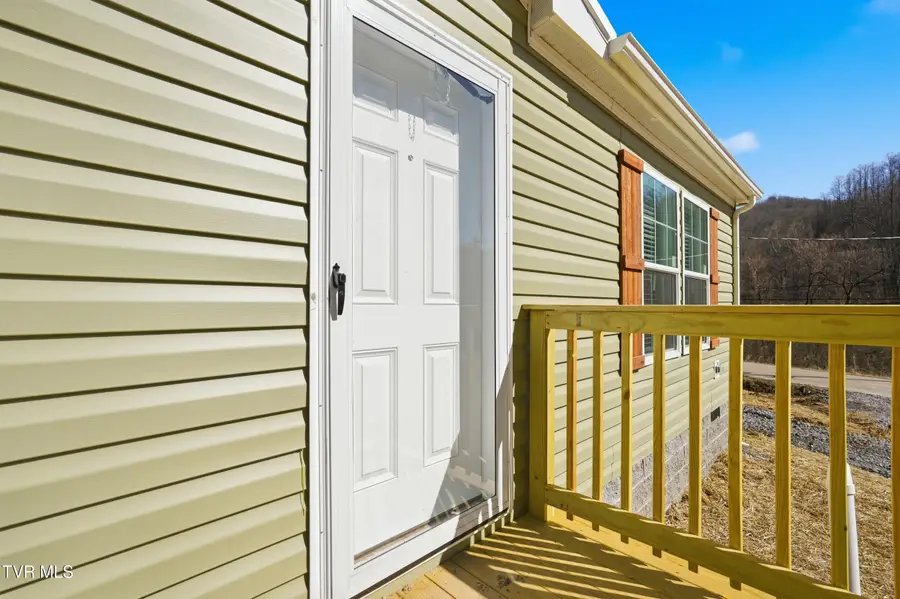 1223 East Front Street, Coeburn, VA 24230 - #3