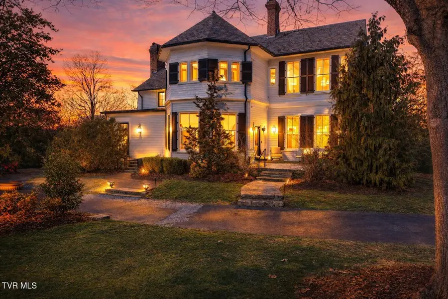 824 East Myrtle Avenue, Johnson City, TN 37601 - #2