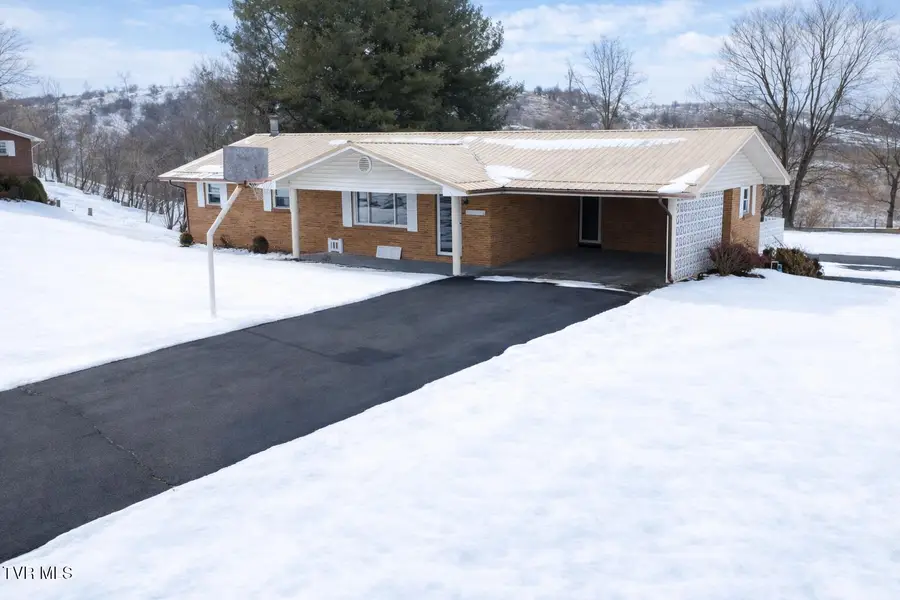 45 Holbrook Drive, Castlewood, VA 24224 - #2