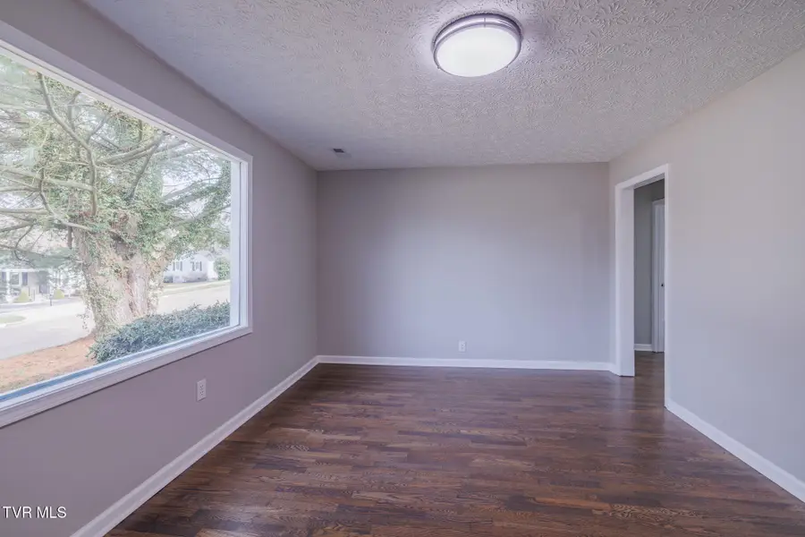 1621 Fairfield Avenue, Kingsport, TN 37664 - #2
