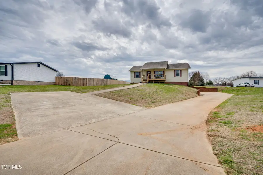 510 Ebenezer Loop, Chuckey, TN 37641 - #3