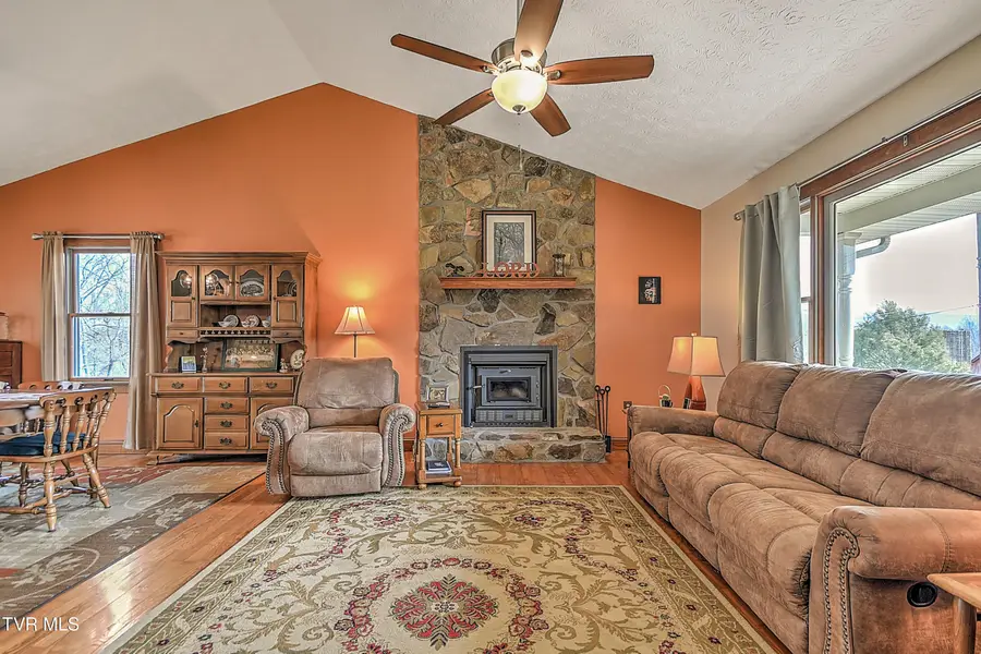 188 Old Milligan Highway, Johnson City, TN 37601 - #3