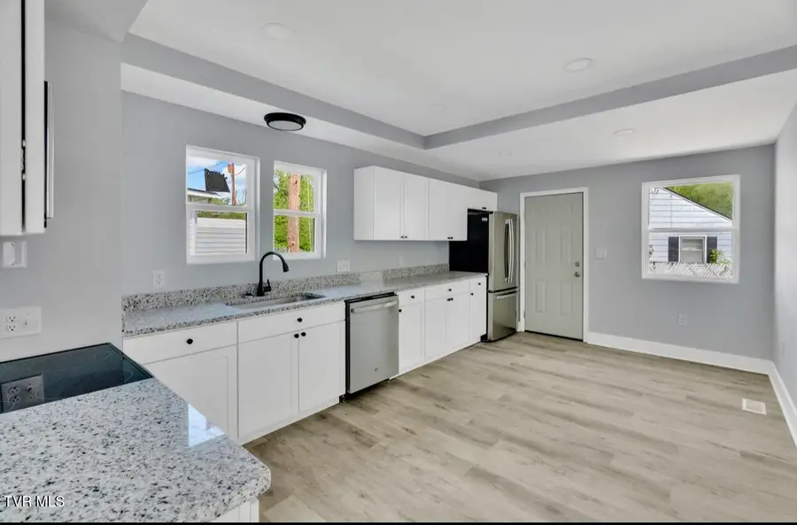 1246 East Center Street, Kingsport, TN 37660 - #3