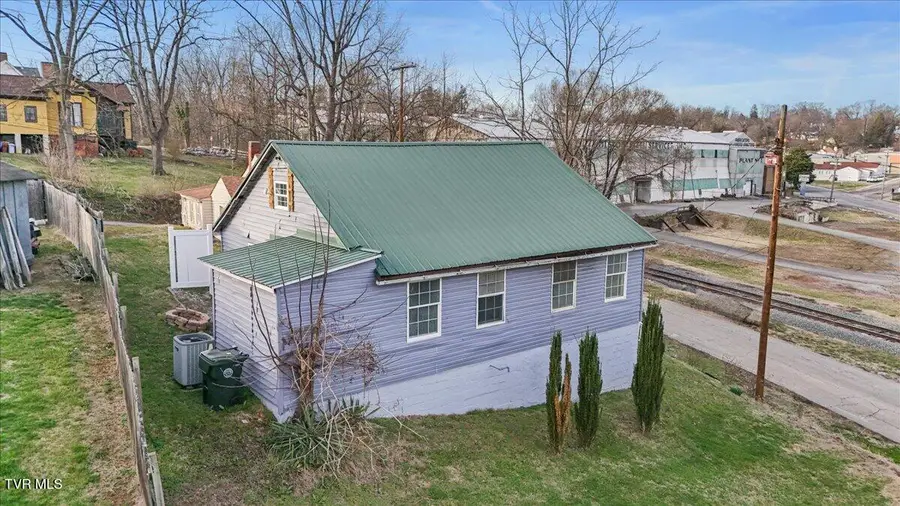 455 Westin Drive, Bristol, VA 24201 - #3