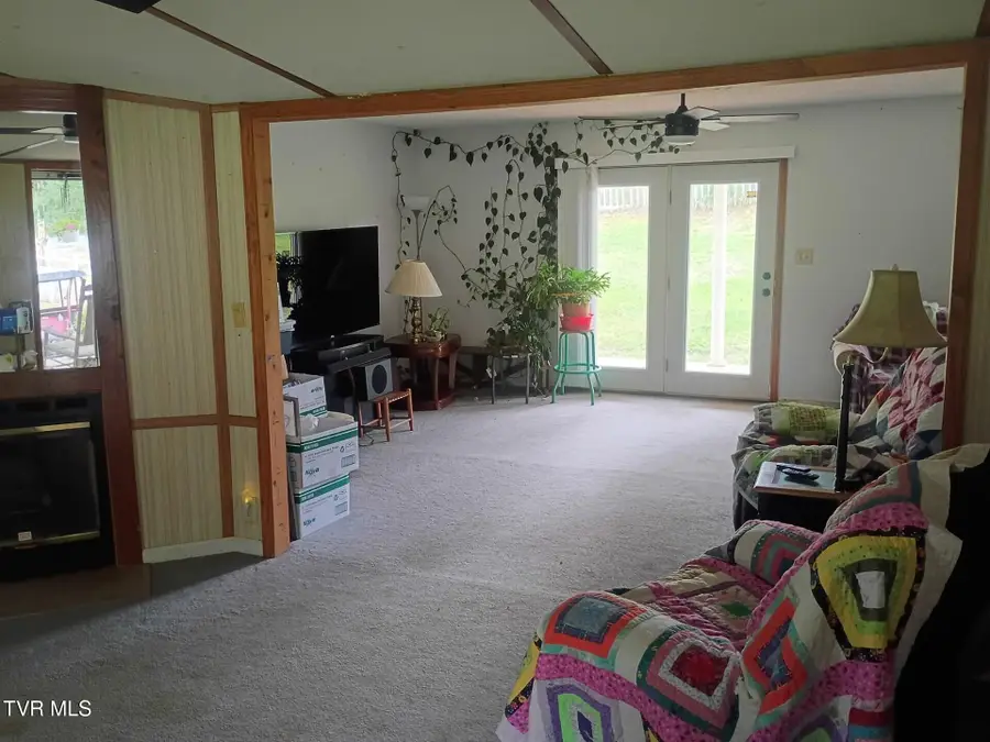 220 Fannin Road, Greeneville, TN 37743 - #2