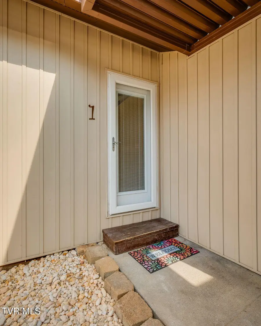 780 Hamilton Road #Apt F1, Blountville, TN 37617 - #3