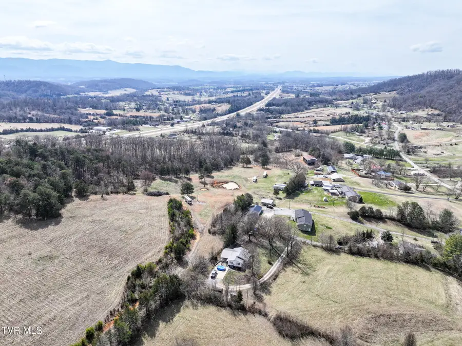 119 Mccartt Loop, Chuckey, TN 37641 - #3