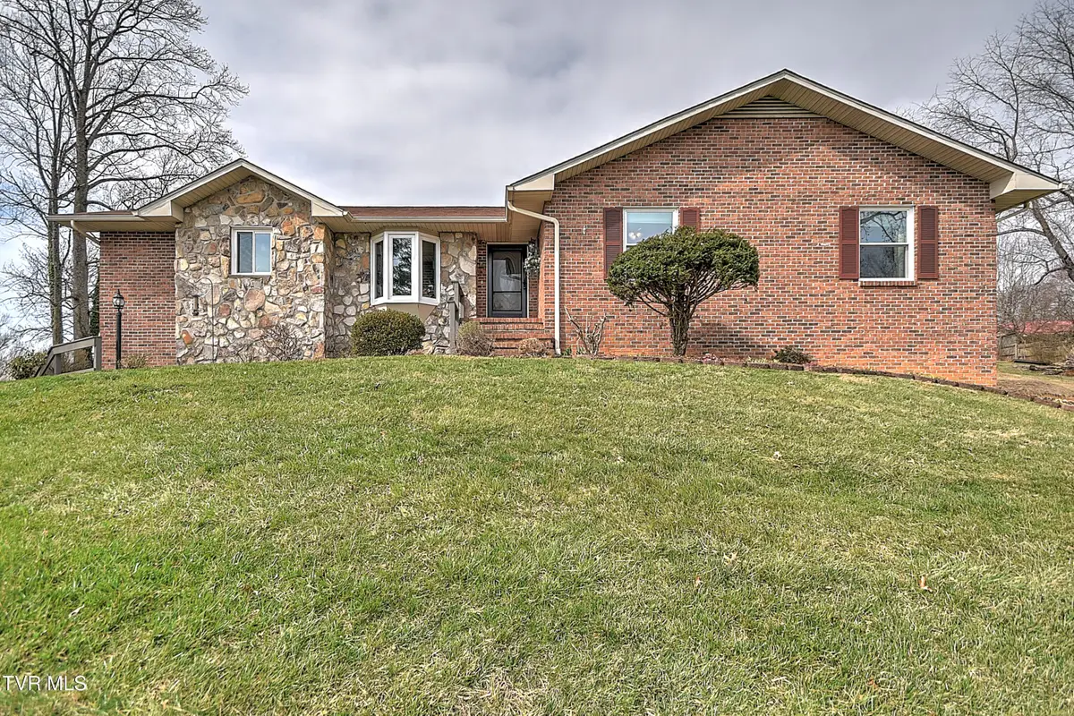 113 Fox Hall Circle, Bristol, TN 37620 - #1