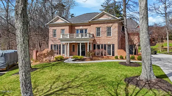 1054 Colonial Drive, Morristown, TN 37814