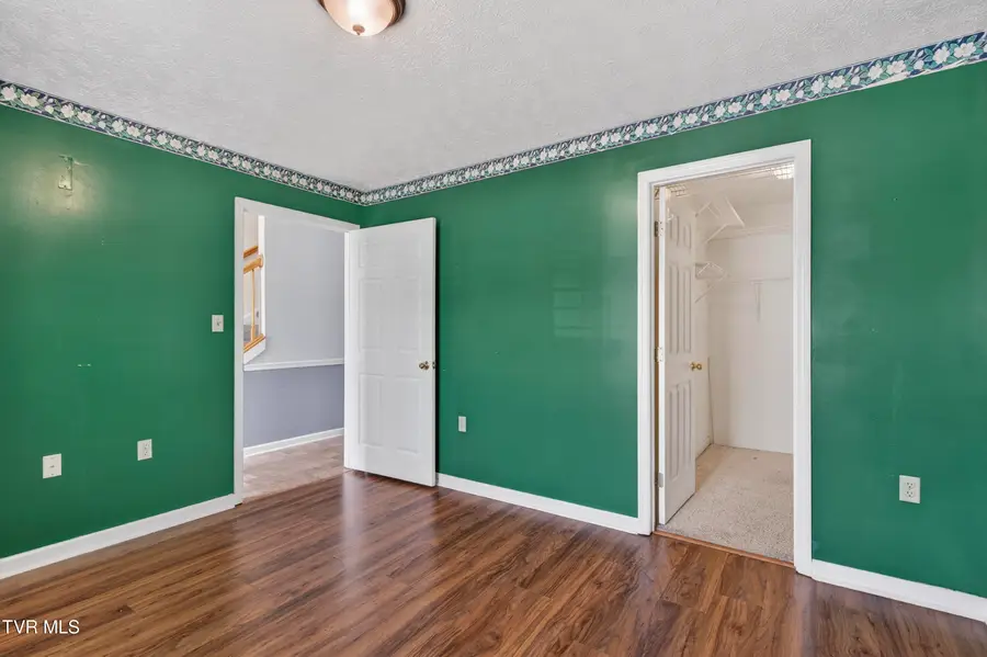 555 Hickory Road, Bristol, TN 37620 - #2