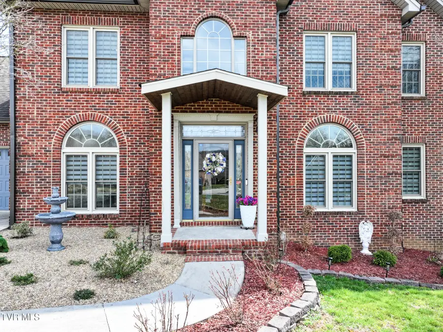 2605 Halifax Drive, Kingsport, TN 37660 - #2