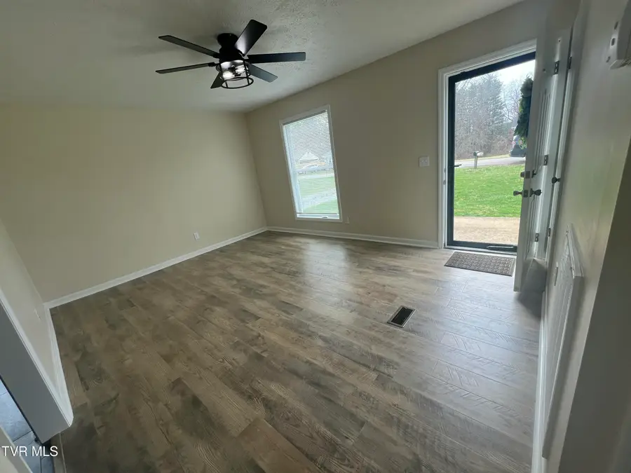 20011 Orion Avenue, Bristol, VA 24202 - #2