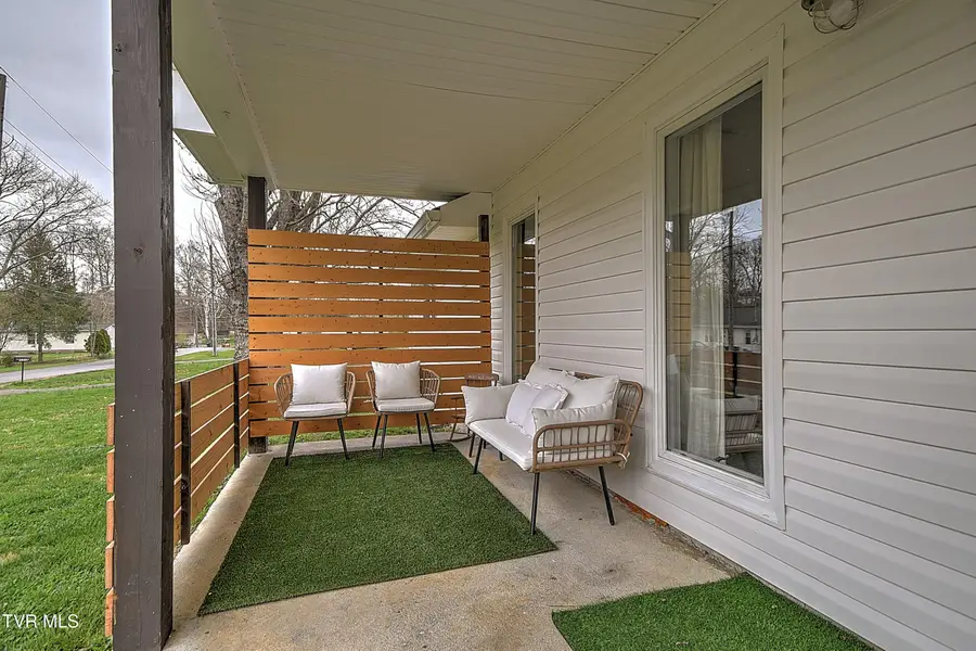 3309 Rustic Hills Drive, Kingsport, TN 37660 - #2