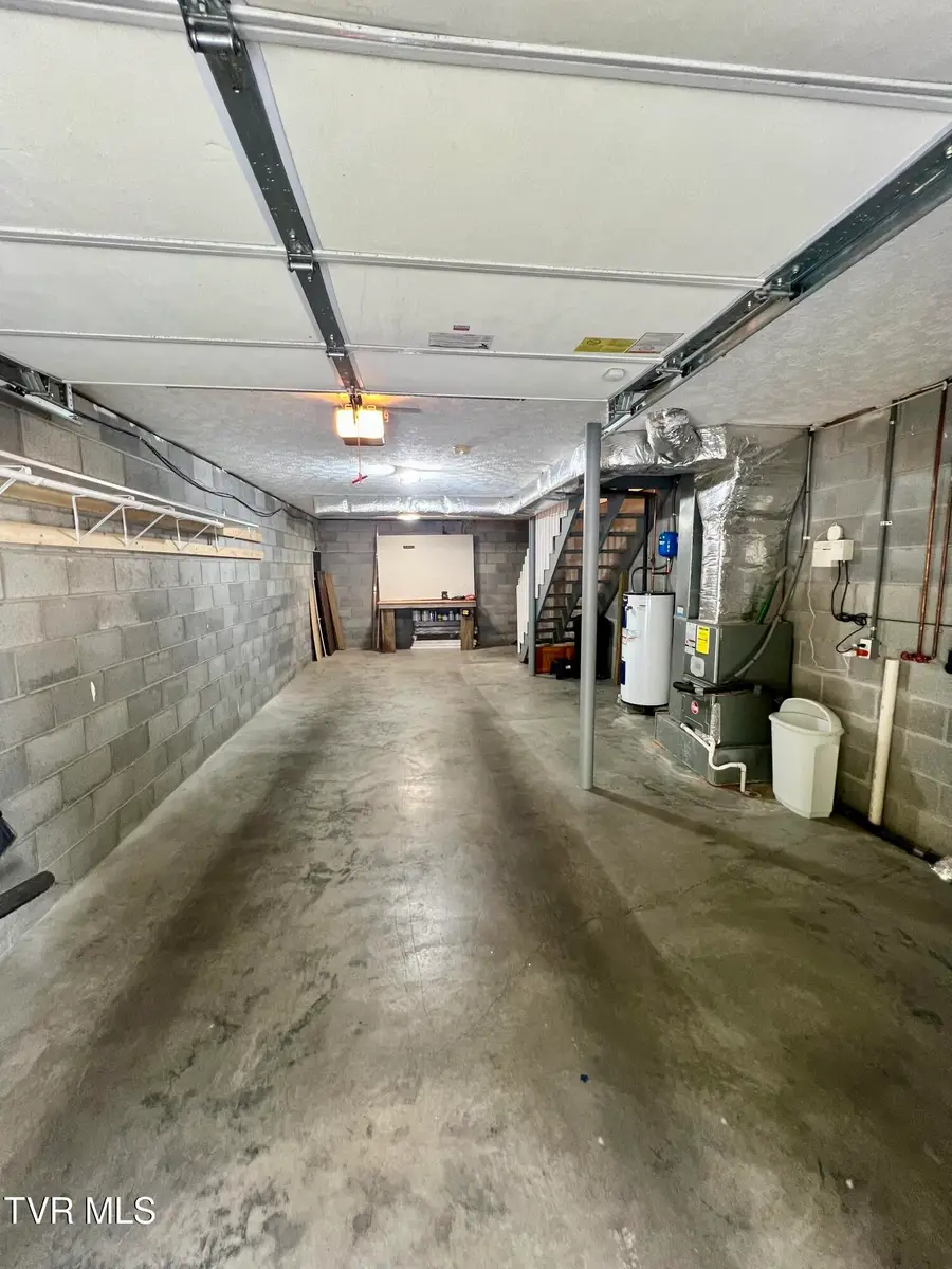 660 Beaverview Drive #660, Bristol, VA 24201 - #3