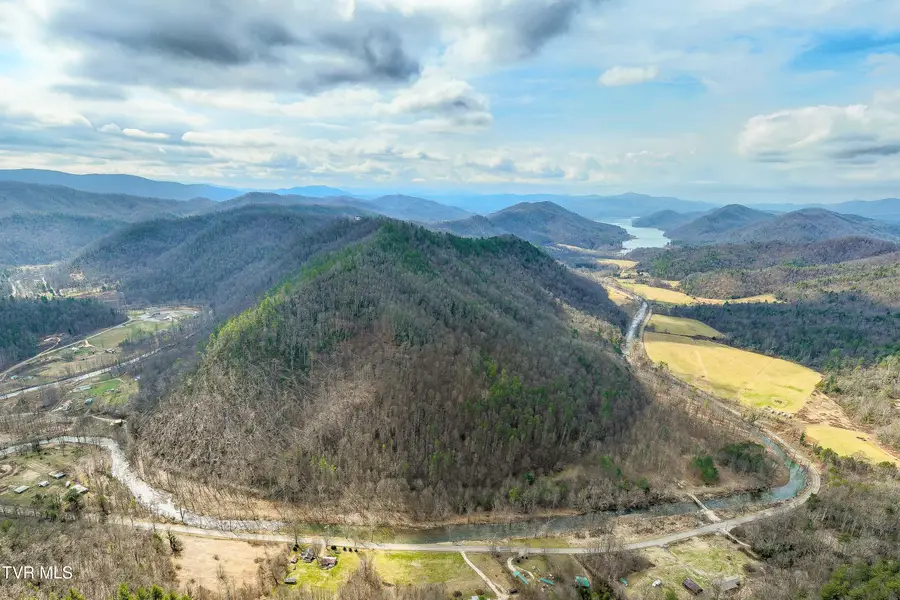 9613 Roan Creek Road, Butler, TN 37640 - #2