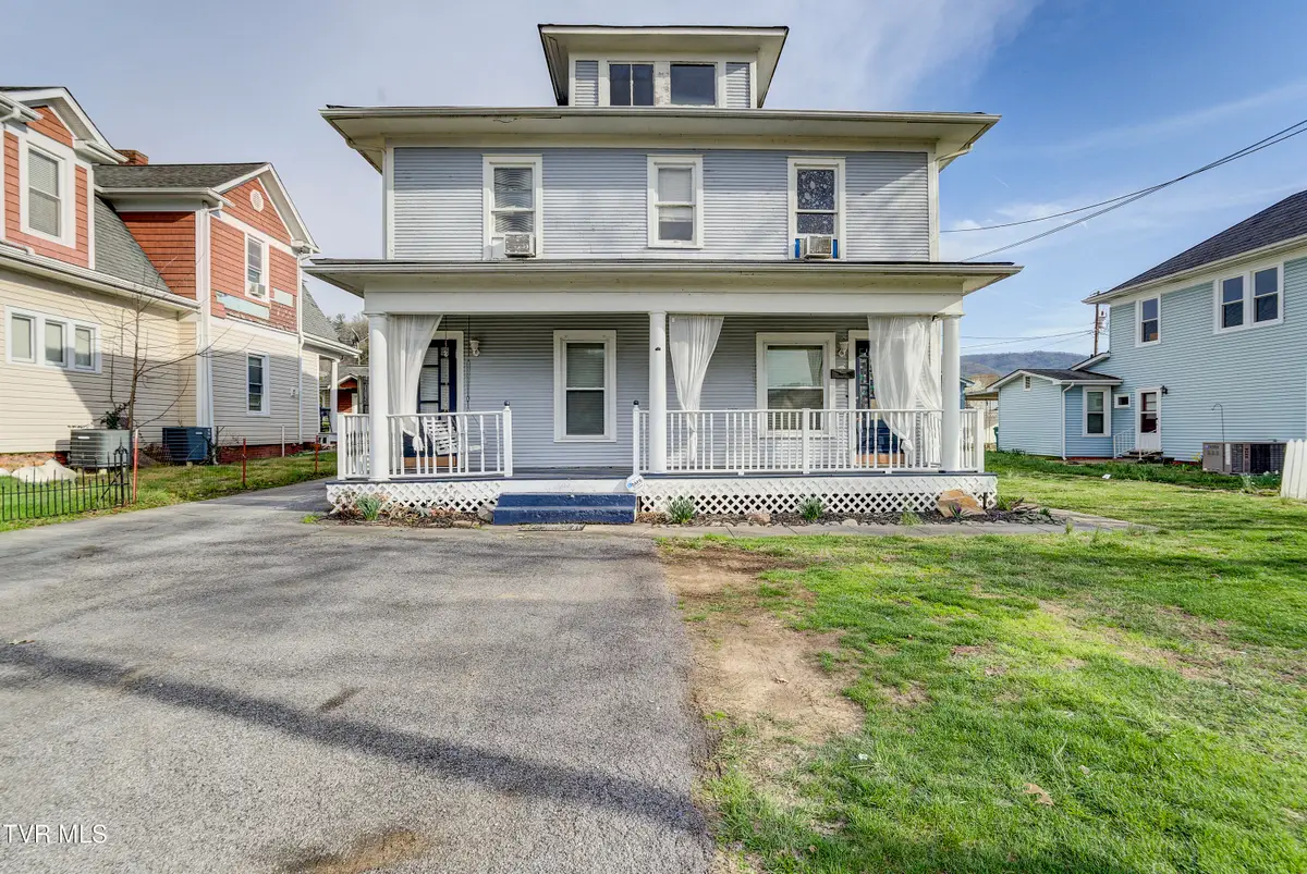 124 North Elm Avenue, Erwin, TN 37650 - #1