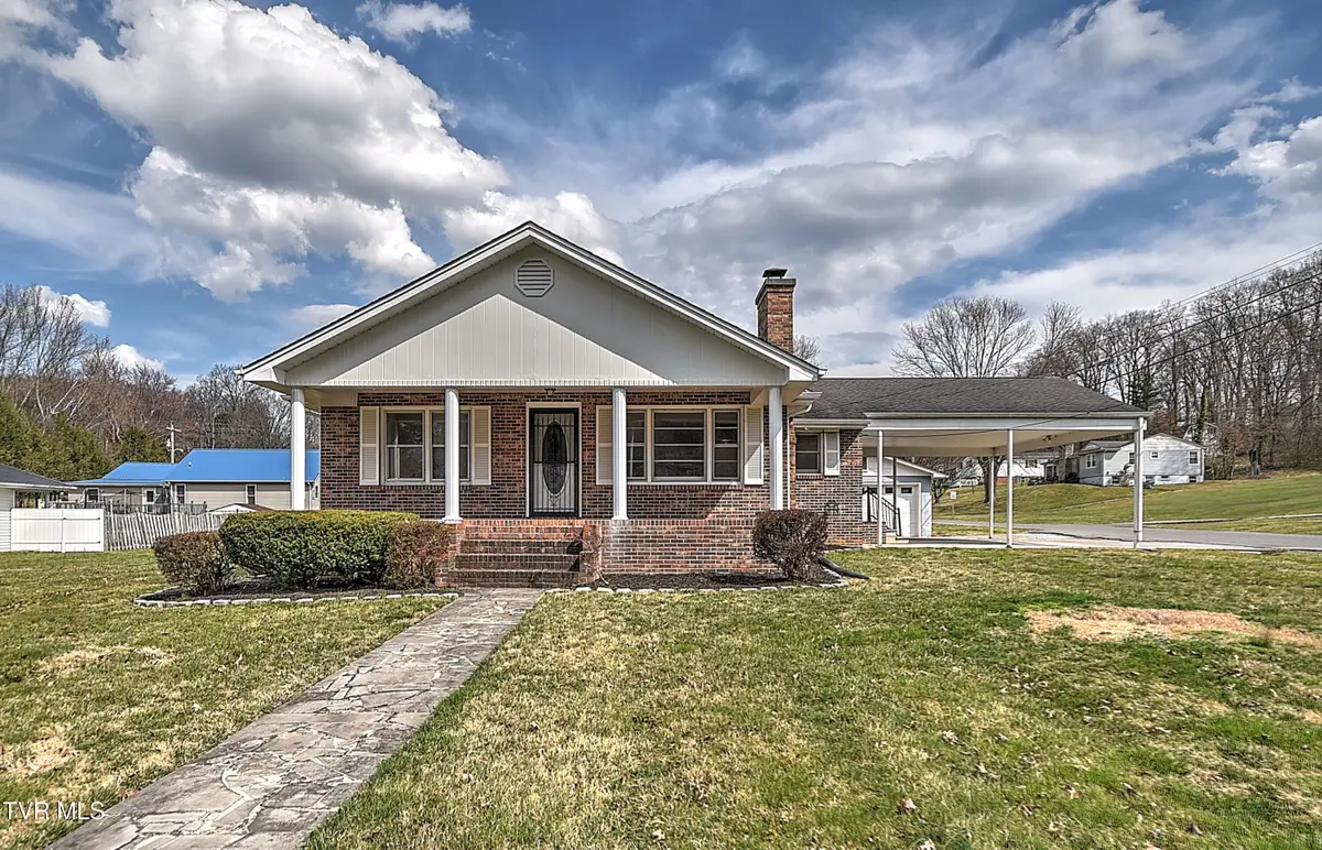 711 Parkway Boulevard, Elizabethton, TN 37643 - #1