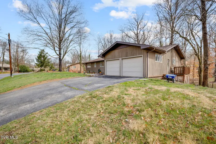 2113 Sheffield Street, Kingsport, TN 37660 - #2