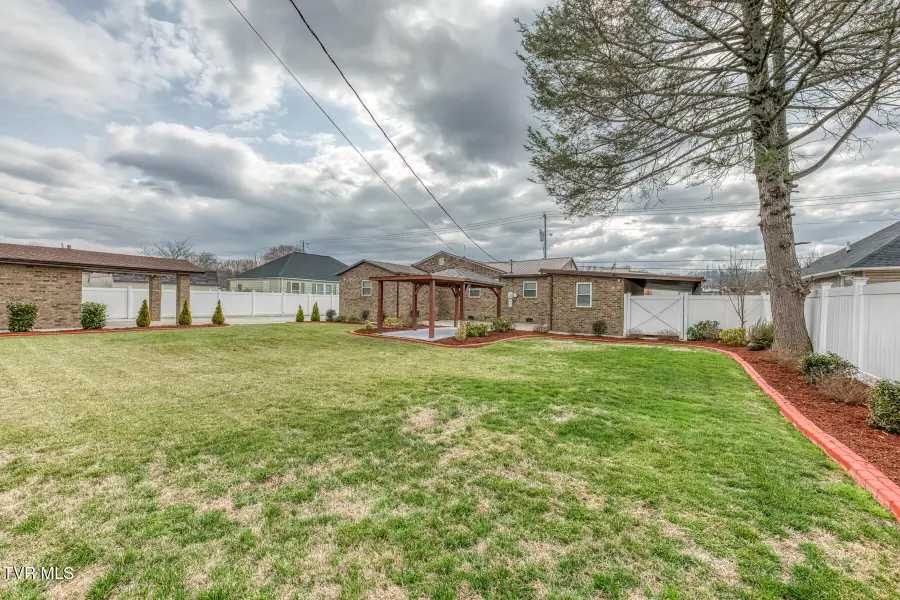 309 West Mill Street, Elizabethton, TN 37643 - #3