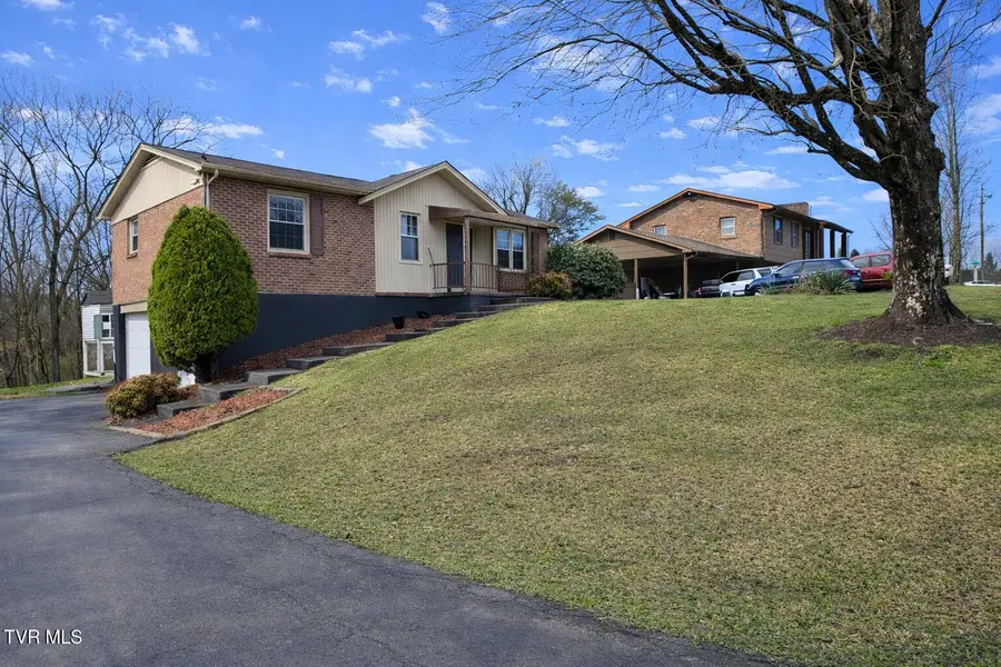 361 Springfield Drive, Bristol, TN 37620 - #2