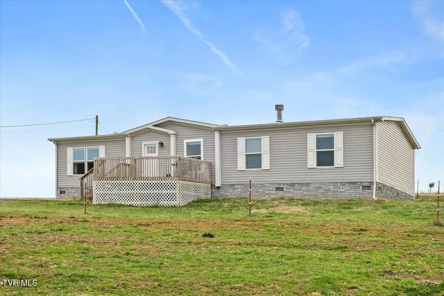 3218 Stanley Valley Road, Surgoinsville, TN 37873 - #2