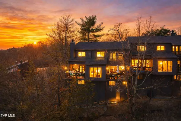 326 Hickory Bluff #326, Johnson City, TN 37601