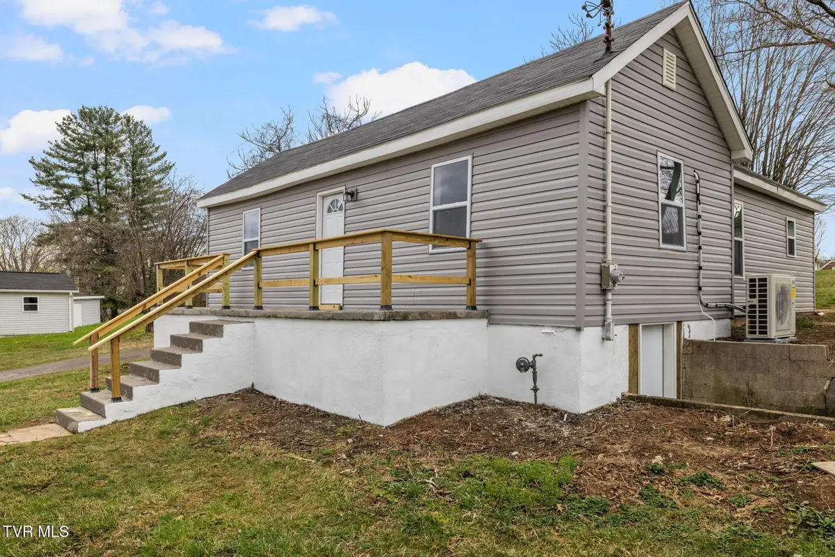 2152 Randolph Street, Bristol, VA 24201 - #1