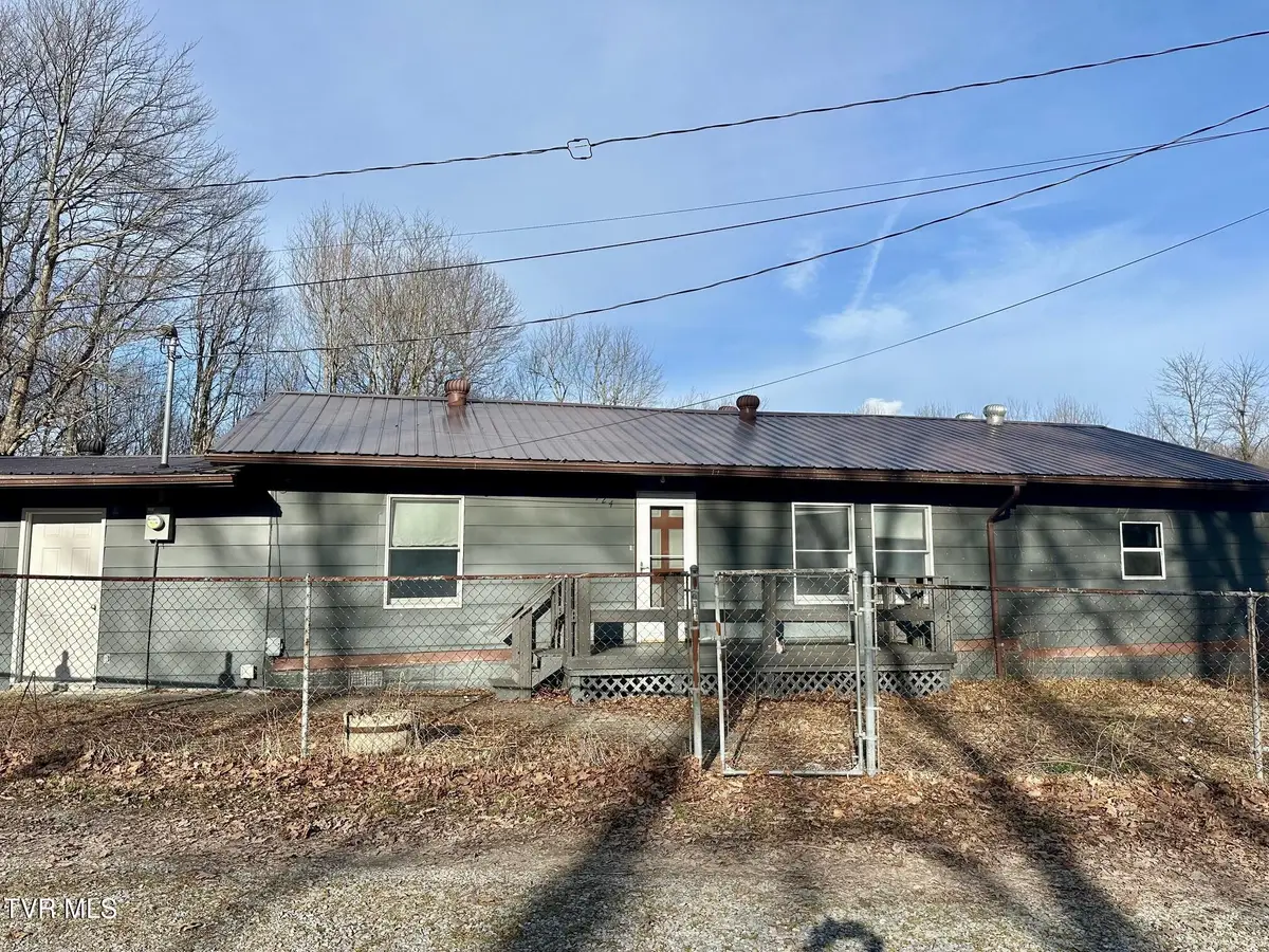 2924 Lark Road, Coeburn, VA 24230 - #1