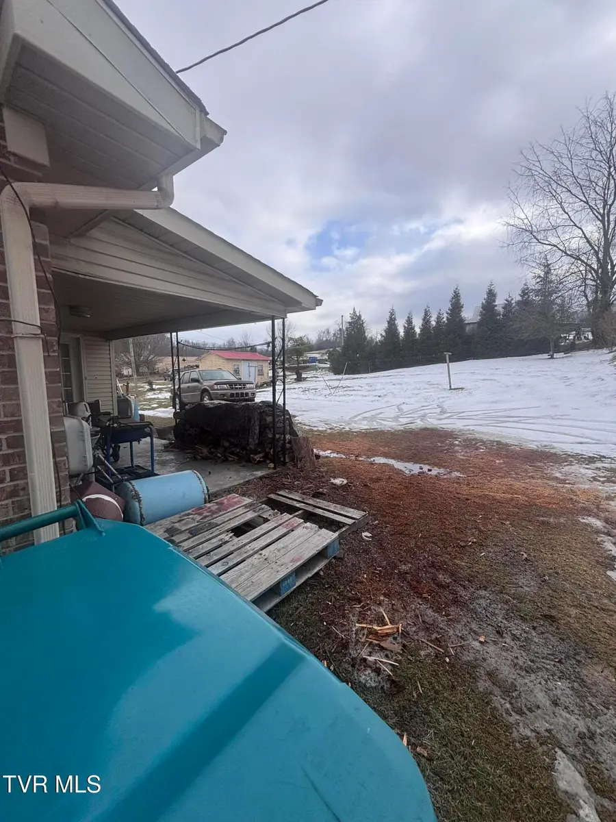 27282 Lee Highway, Abingdon, VA 24211 - #2