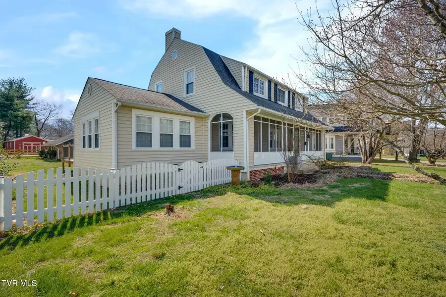 518 Ohio Avenue, Erwin, TN 37650 - #3