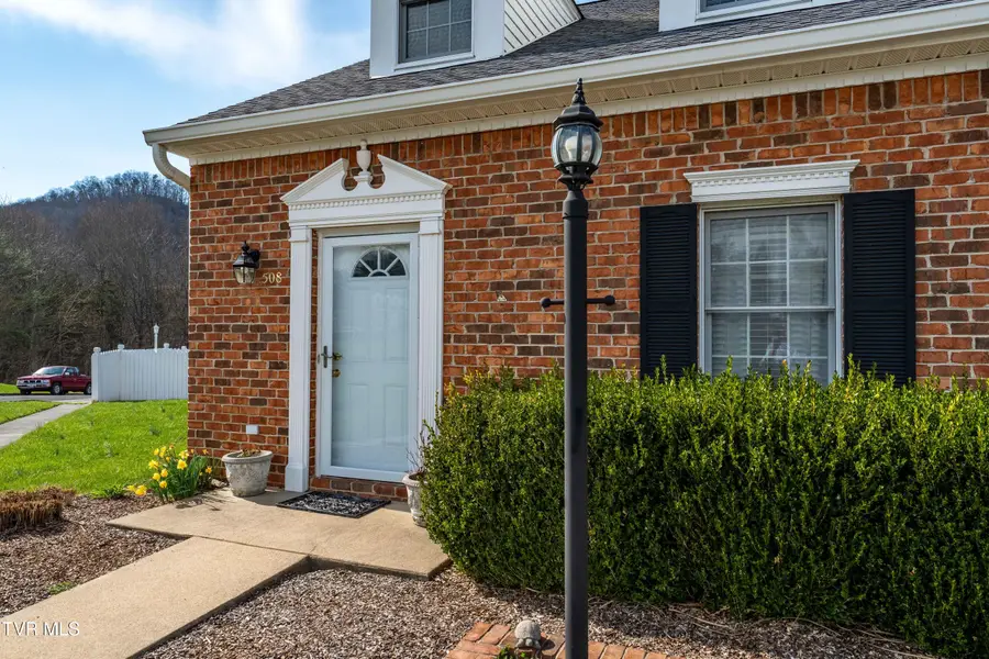 508 Hickory Road, Bristol, TN 37620 - #2