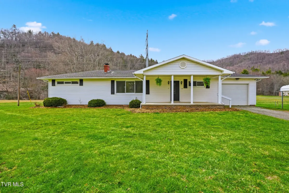 1290 South Shady Street, Mountain City, TN 37683 - #1