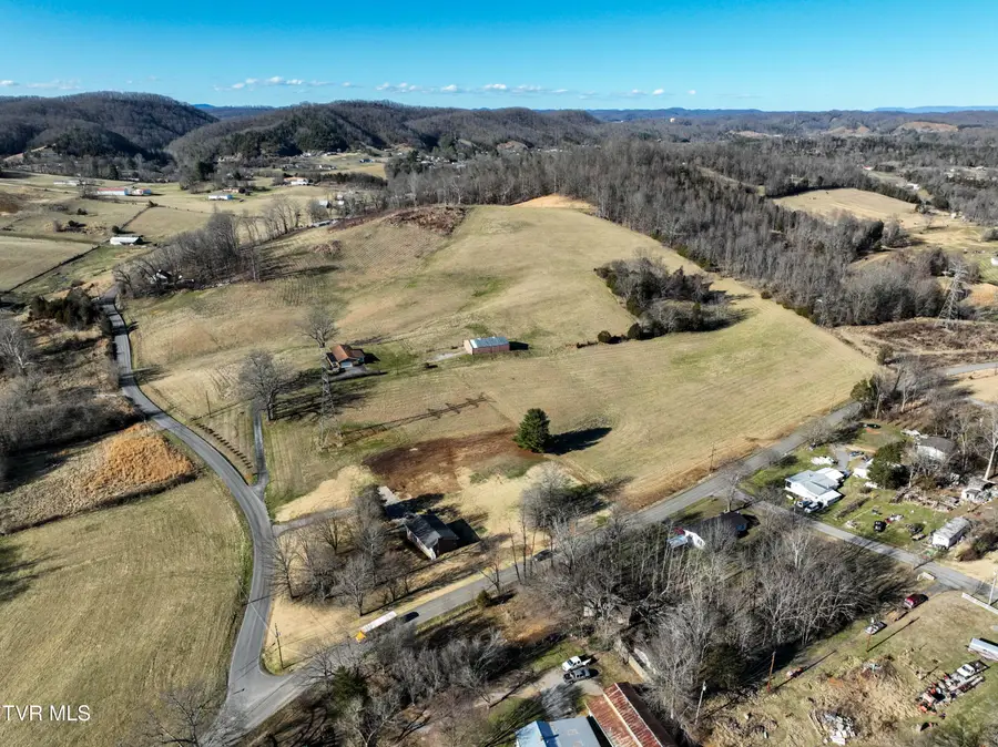 568 Buffalo Road, Blountville, TN 37617 - #3