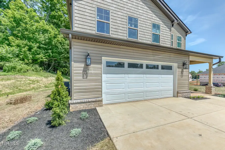 617 East Main Street, Jonesborough, TN 37659 - #3