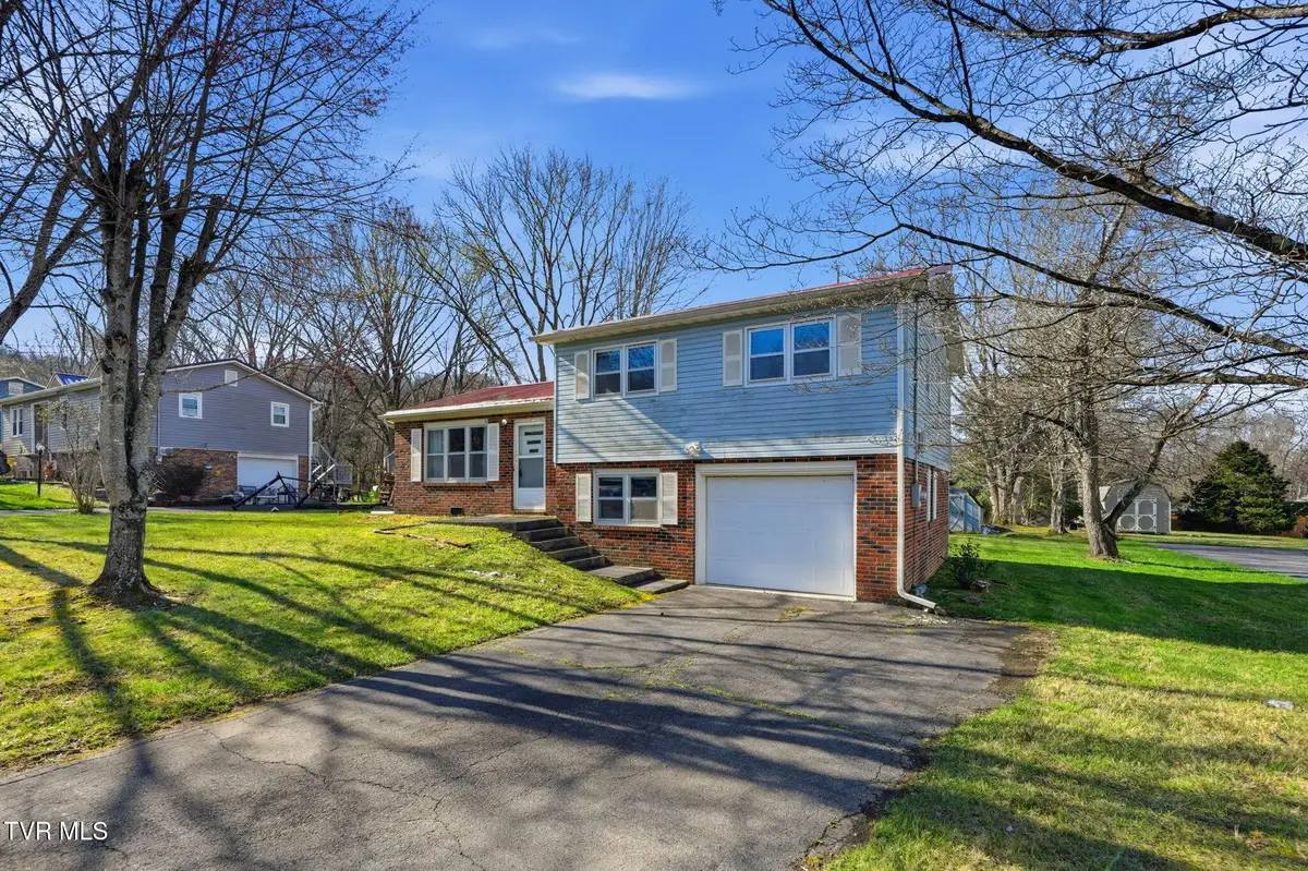 2610 Austin Village Boulevard, Johnson City, TN 37601 - #1